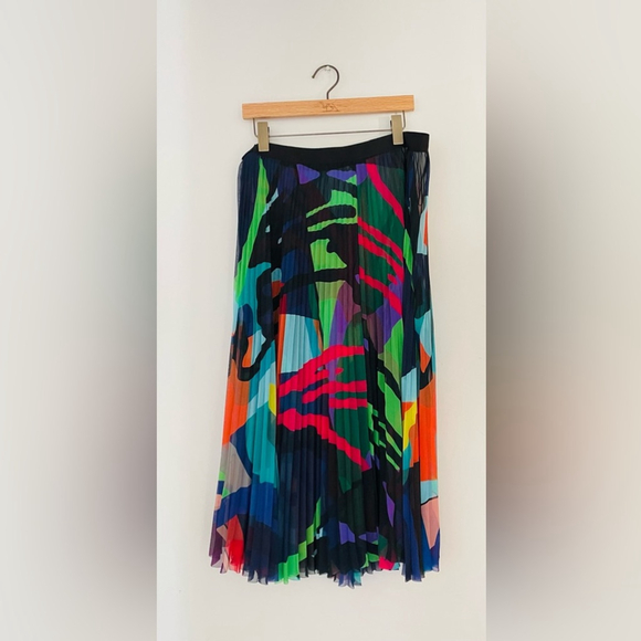 SACAI All-Over Print Pleated Skirt - Picture 6 of 14